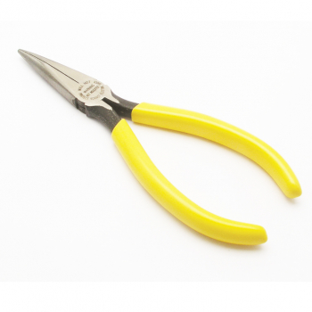 Flat nose pliers