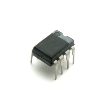 Operational amplifier1.1MHz 3-30VDC Channels2 DIP8