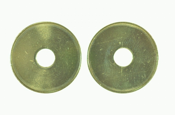 Token brass 24 x 1,8 mm with hole 6.1mm 100 pcs.